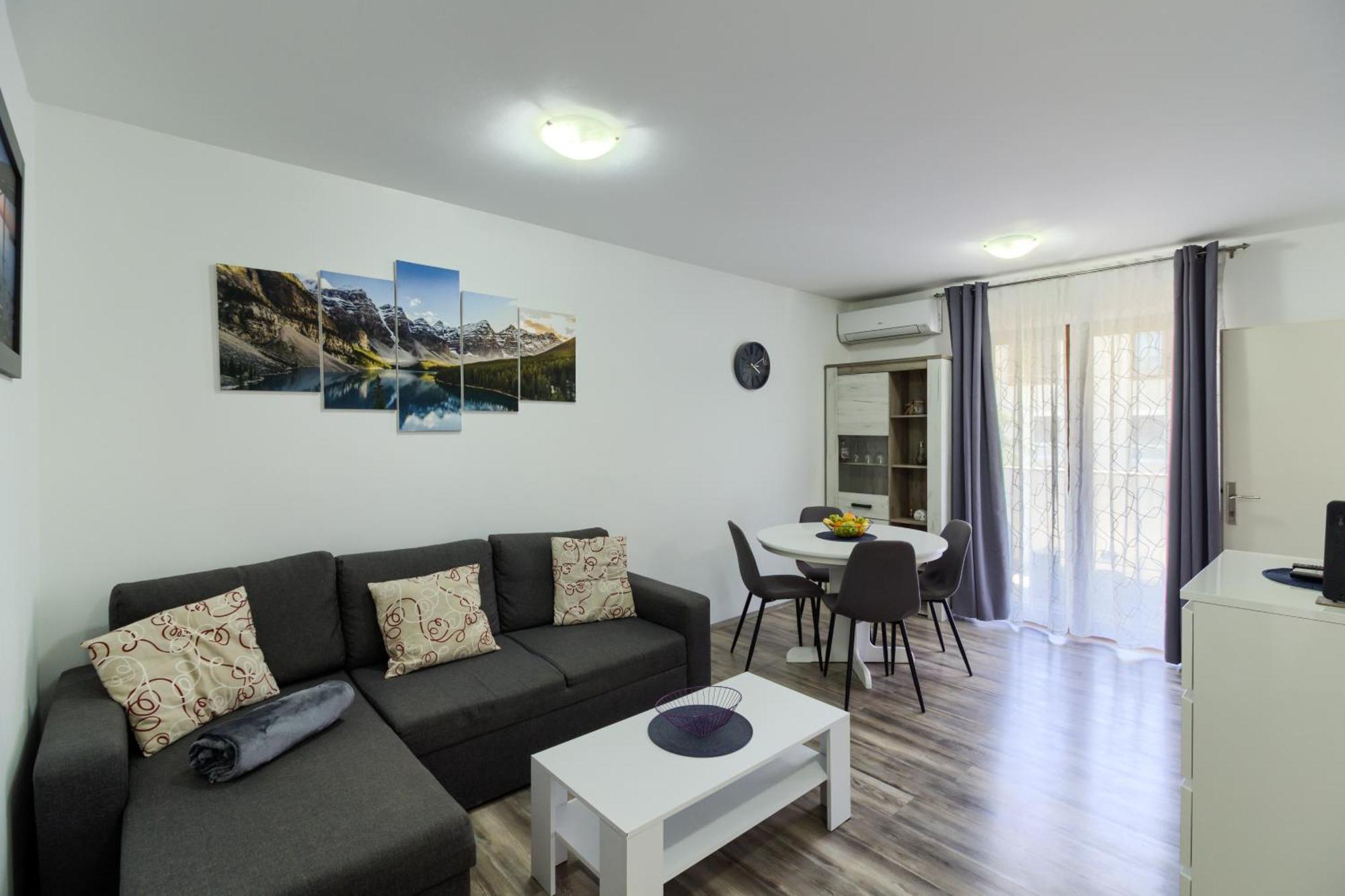 Apartment Lungomare Pula Exterior photo